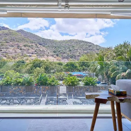 Private 2 Bedrooms Apartment - La Balise Marina